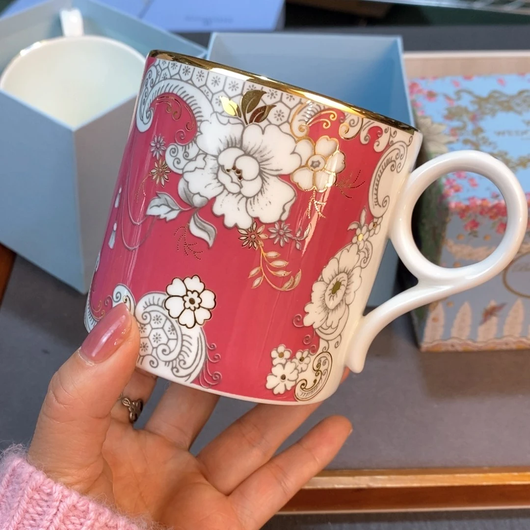 瓷器过哈哈哈哈哈哈哈