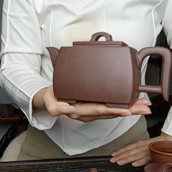 余***心紫砂茶壶原矿紫泥   容量450cc