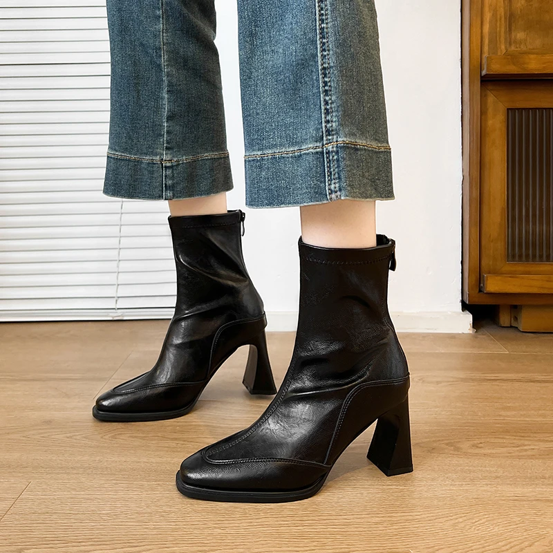 时尚高跟短靴女2025秋冬季新款真皮靴子方头小踝靴粗跟法式瘦瘦靴