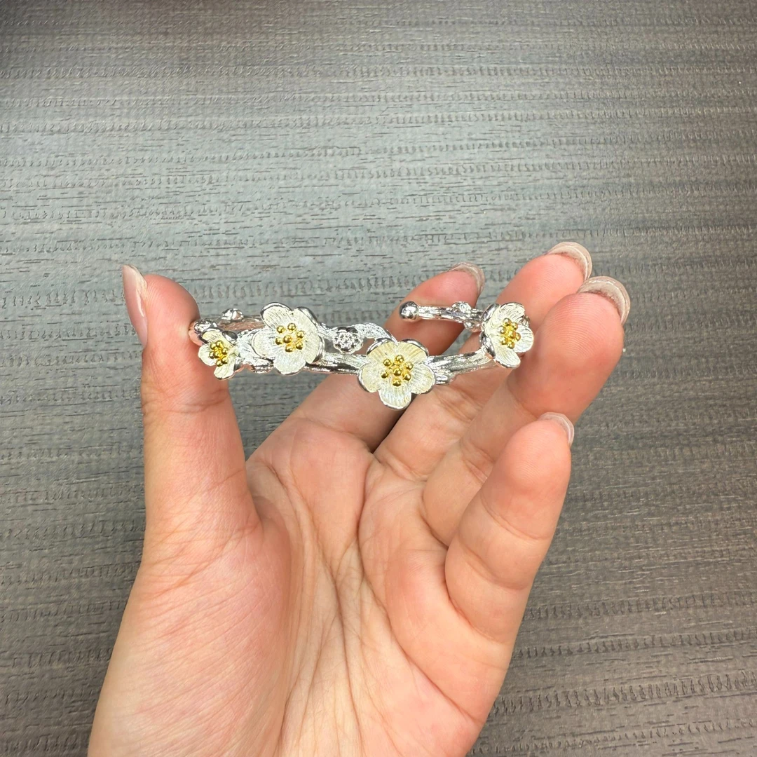 足银坊轻奢小雏菊手镯26号