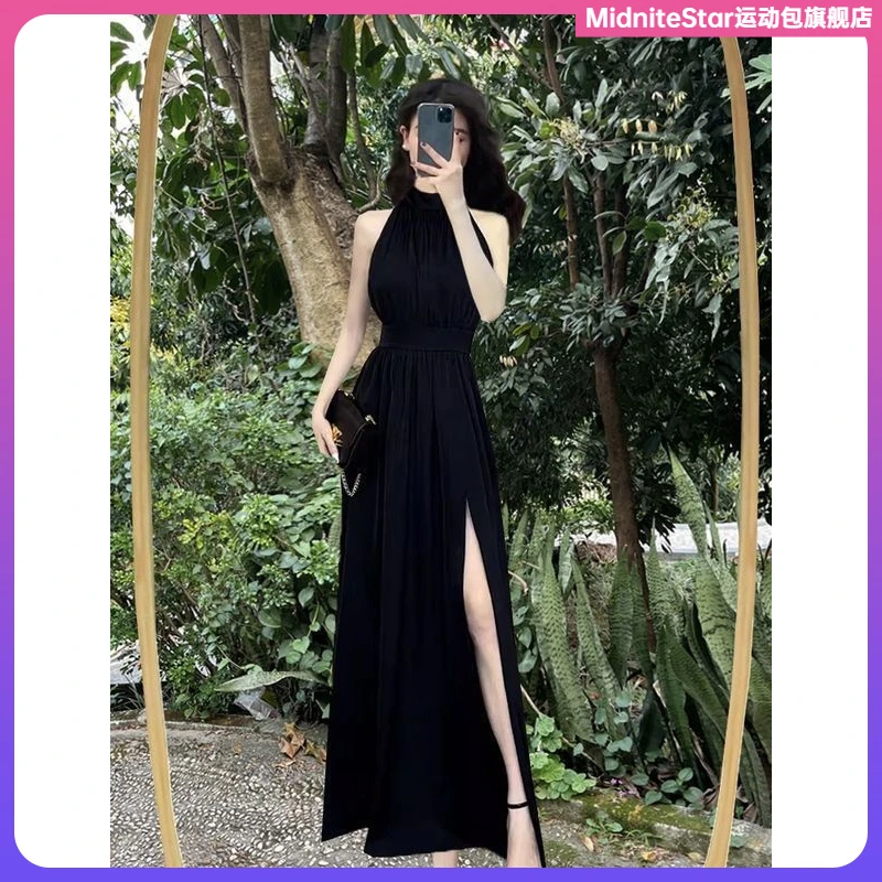 1高级感黑色挂脖无袖连衣裙女2025夏季设计感法式气质开叉收腰l