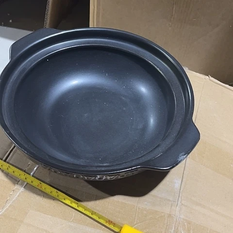 微瑕、明火，口径26高7无盖大号