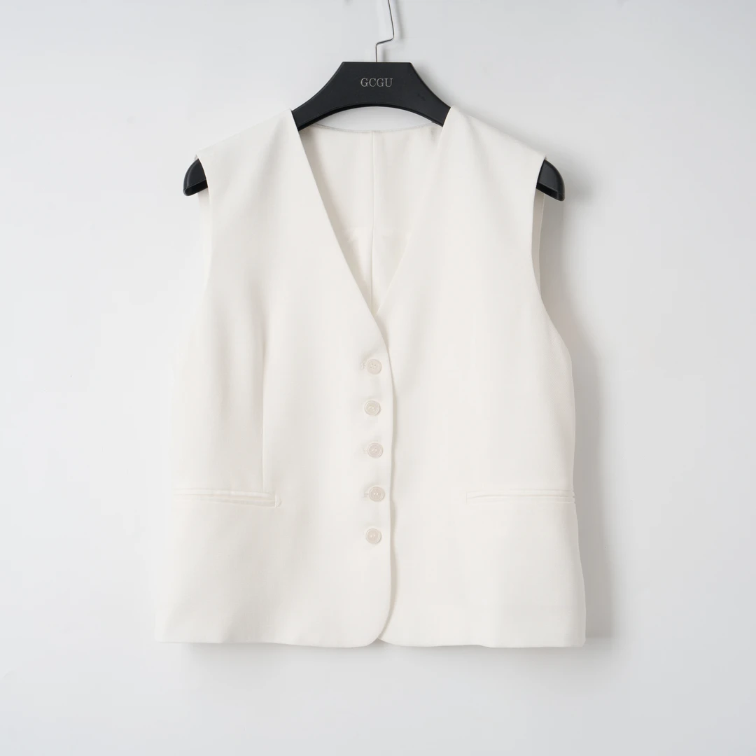 （周哥甄选）白色马甲-22362