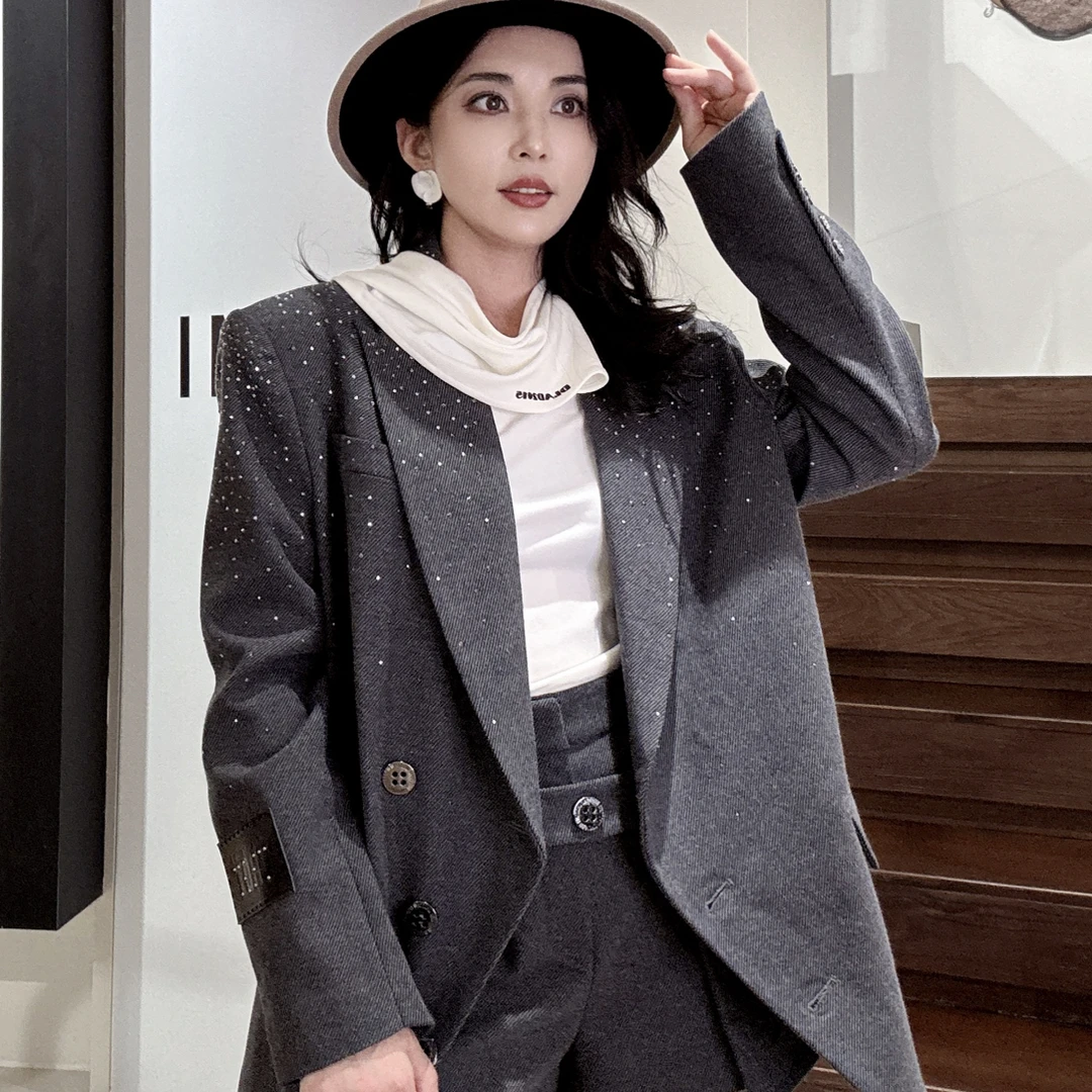 uhot/诱货灰色宽肩正肩廓形西装外套女不对称设计感烫