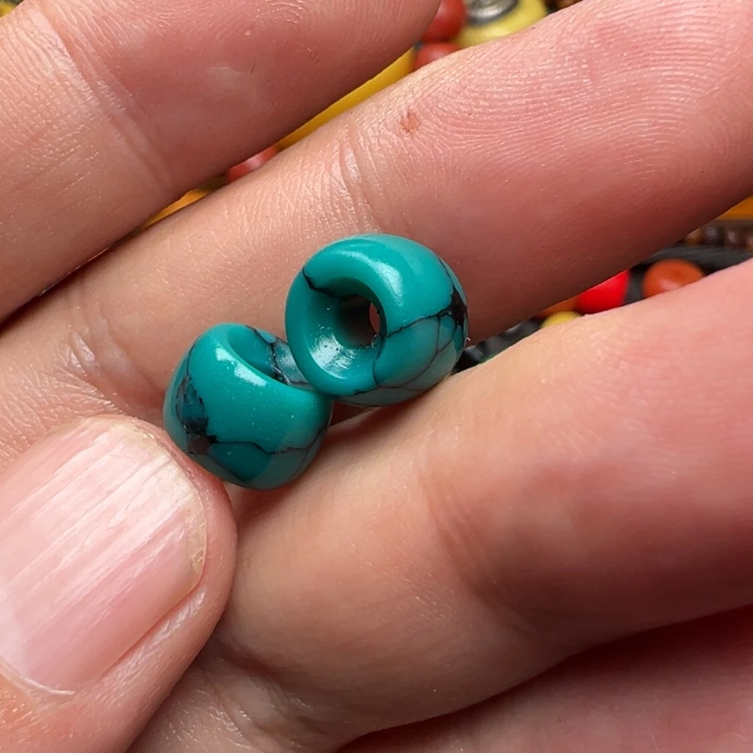 玻璃颈饰手工打造精致