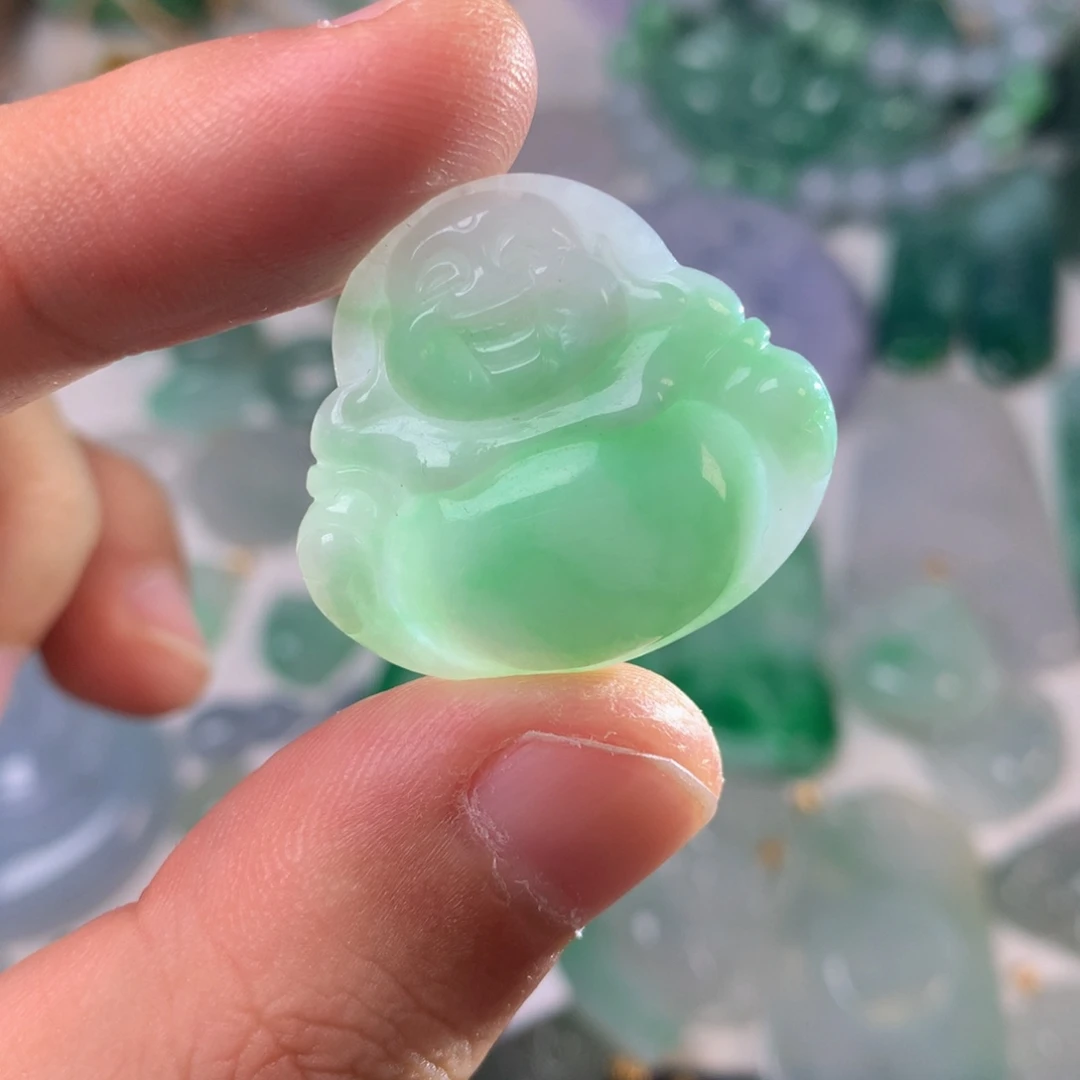 翡翠未镶嵌挂件佛公