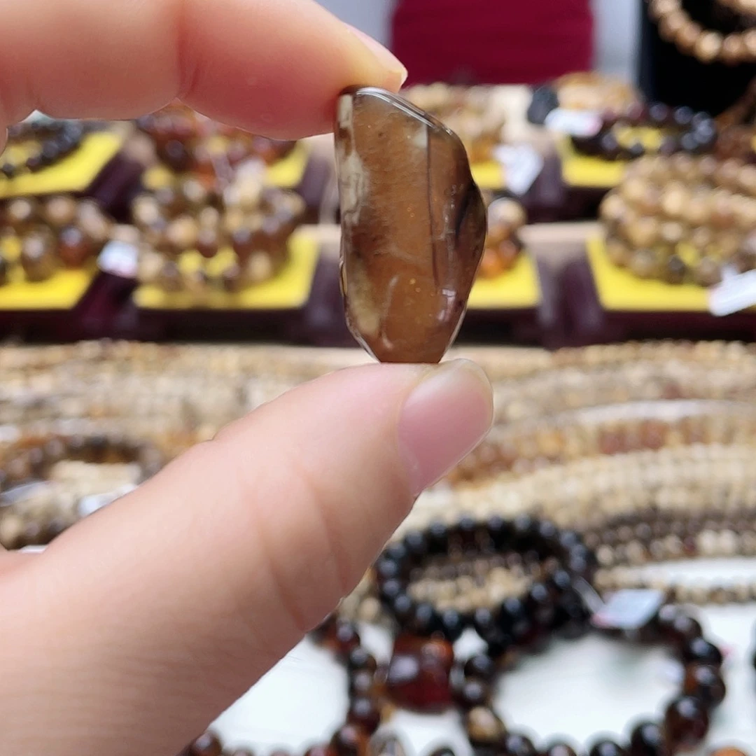 琥珀裸石未镶嵌花*e大