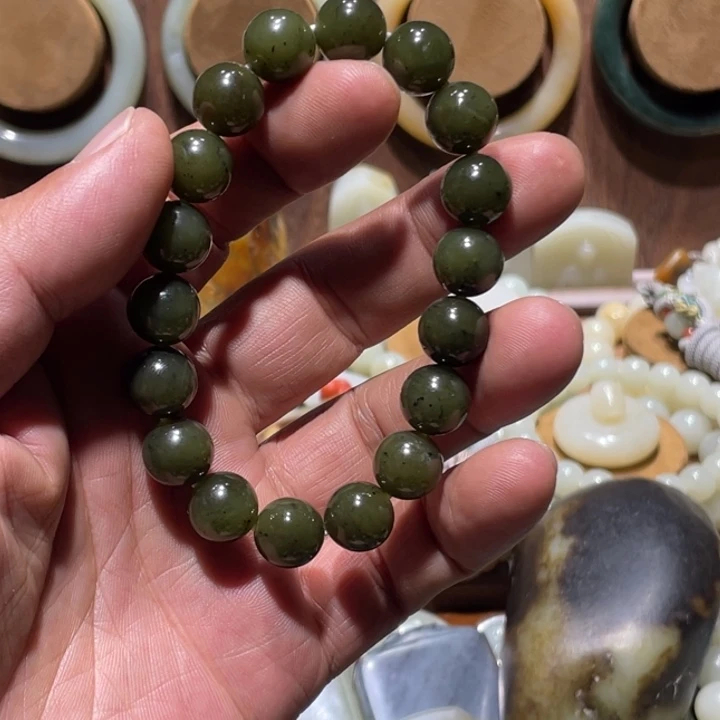 ！***！和田玉未镶嵌手链