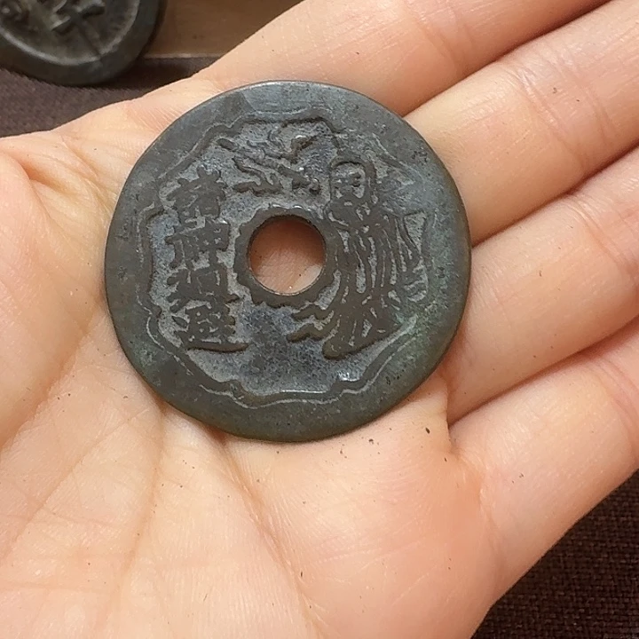 财***福铜现代工艺品花钱