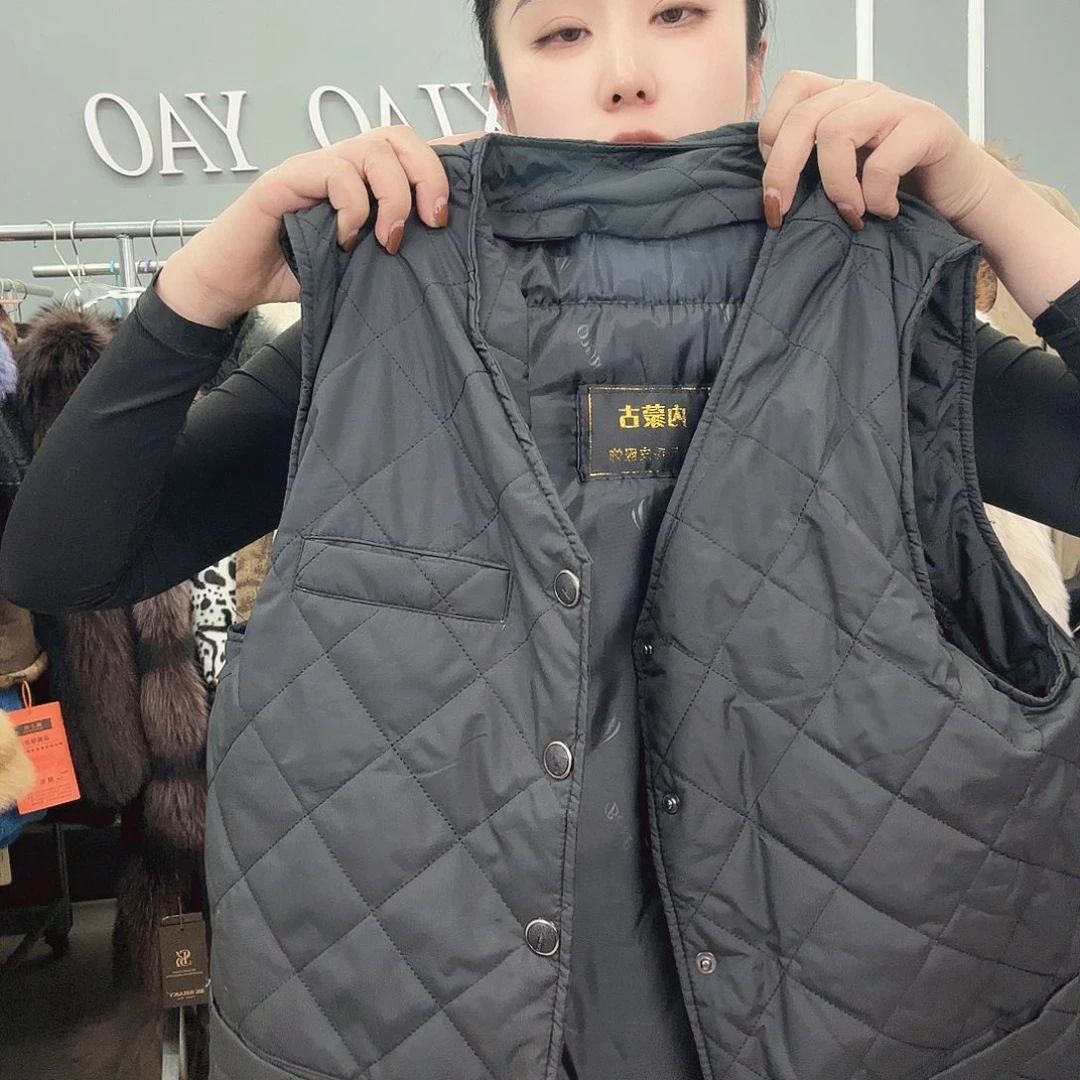 姚小妖家高端皮草