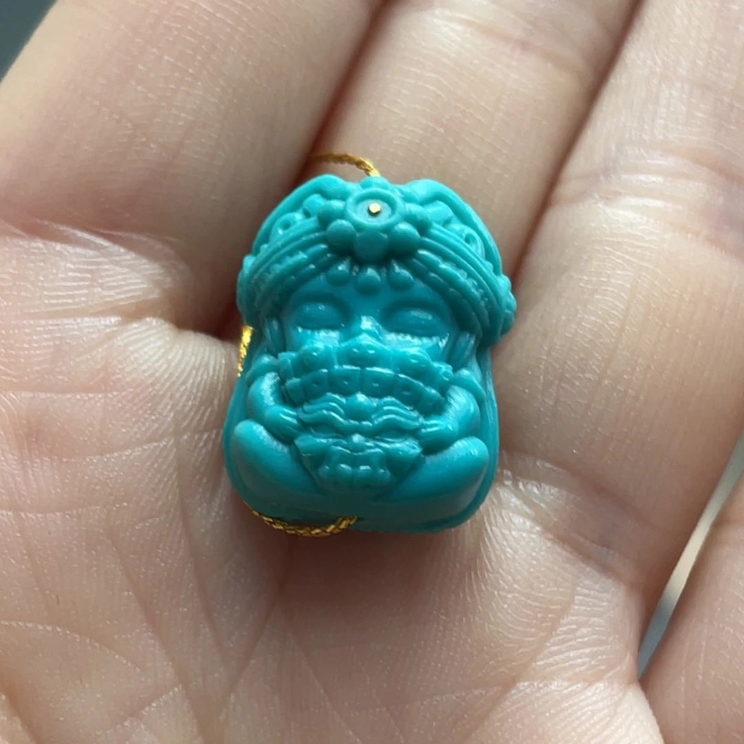 绿松石未镶嵌颈饰