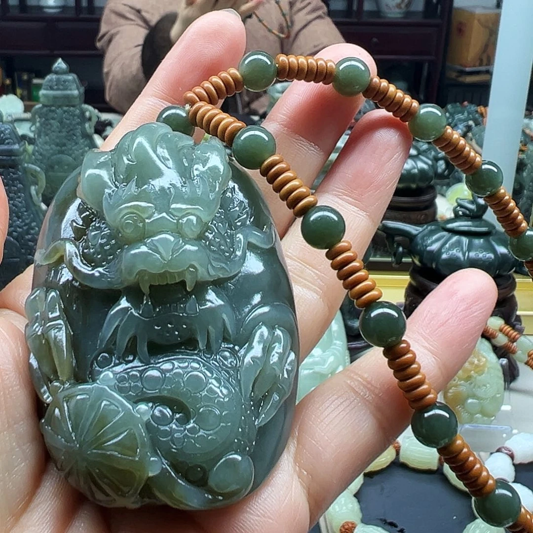 和田玉未镶嵌挂件