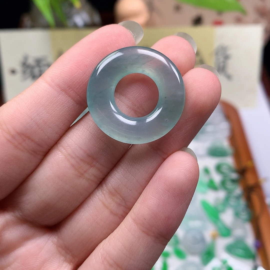 翡翠散珠缅甸天然A货翡翠冰种甜甜圈