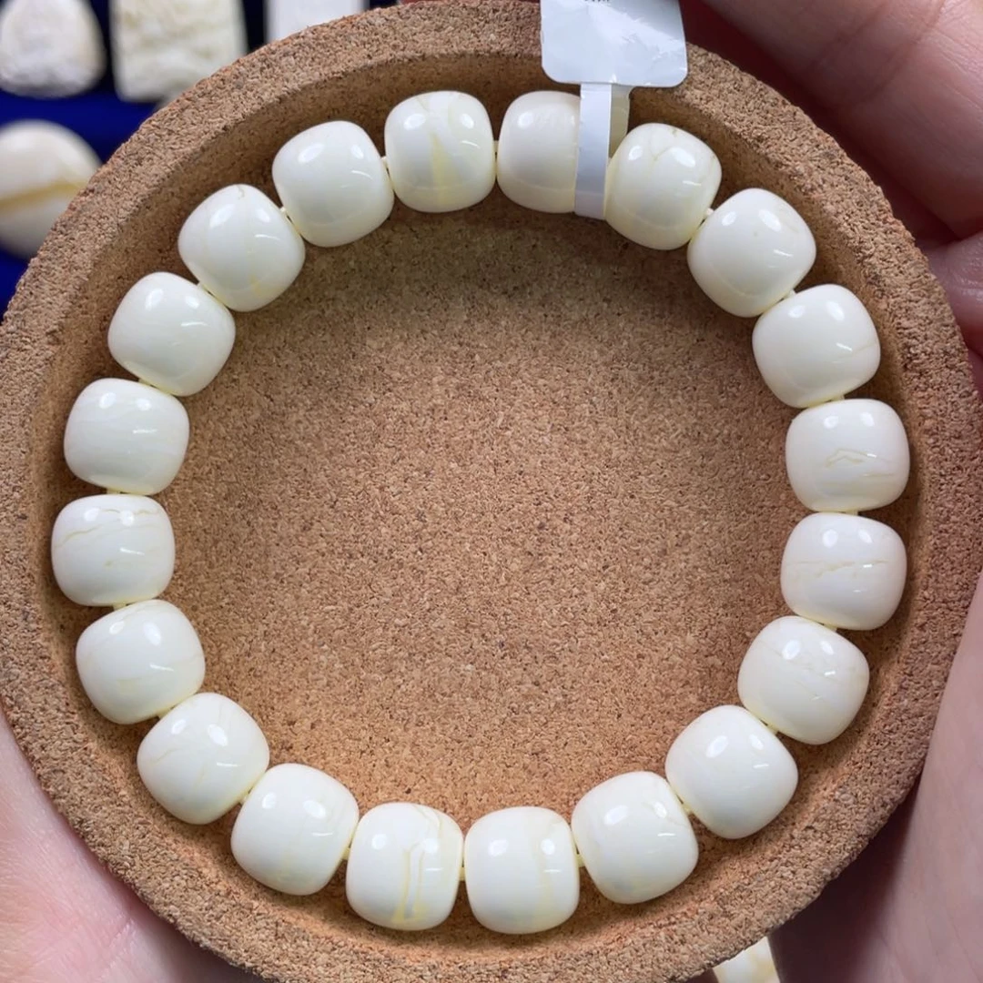 蜜蜡未镶嵌裸石琥珀蜜蜡