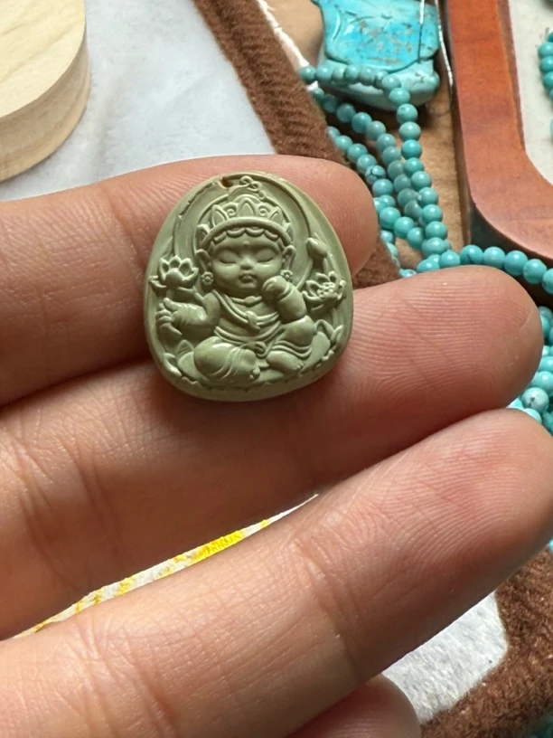 原矿绿松石宝宝佛吊坠