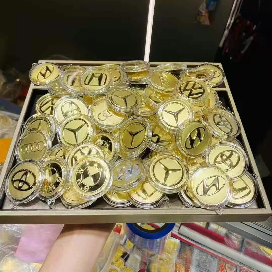 【深圳水贝金皎俊】含金工艺品热卖款汽车挂件礼物钥匙扣送男朋友