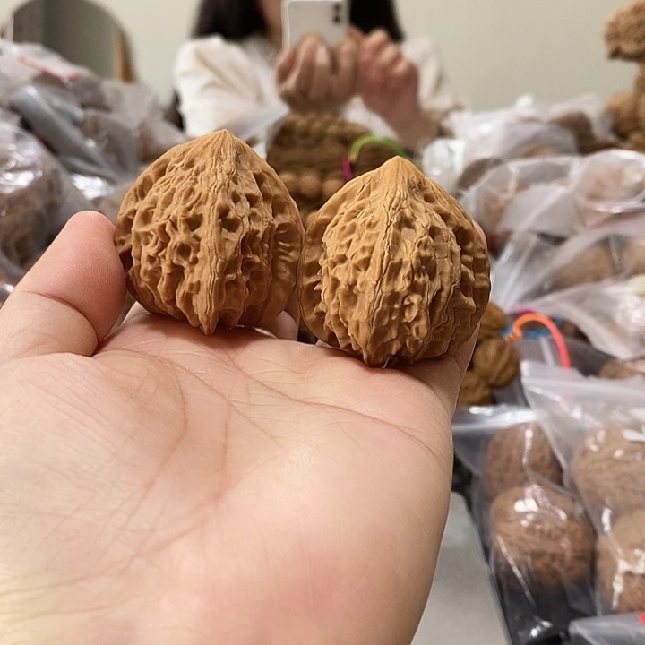 文玩核桃吊坠朱雀38修