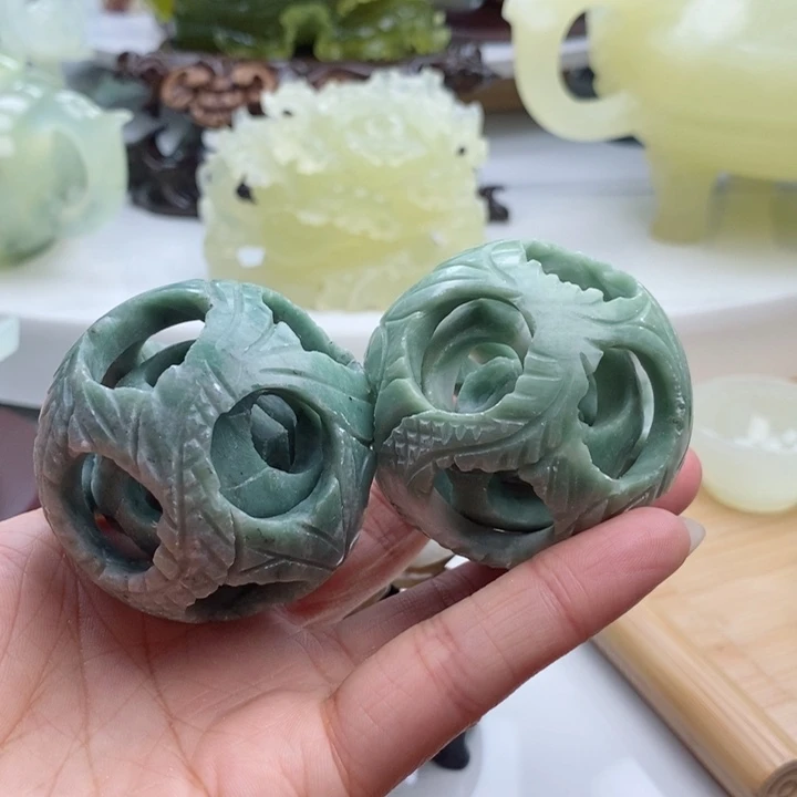 岫玉四大名玉手把件未镶嵌单**爸