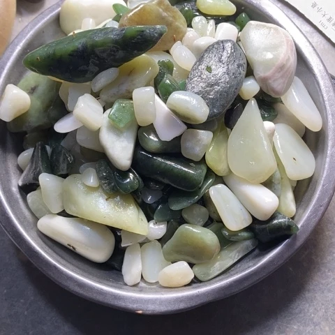 未镶嵌和田玉（糖玉）挂件超**哥