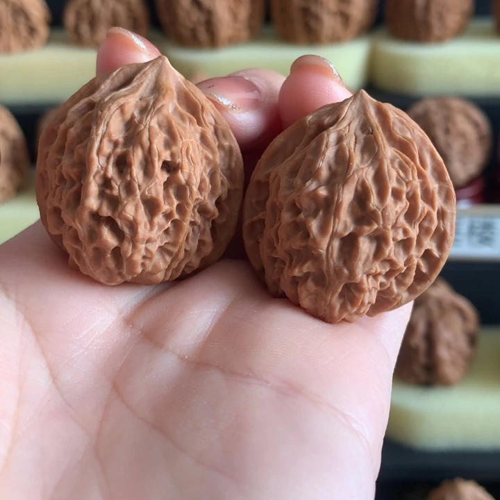 文玩核桃把件文玩核桃野生白茬