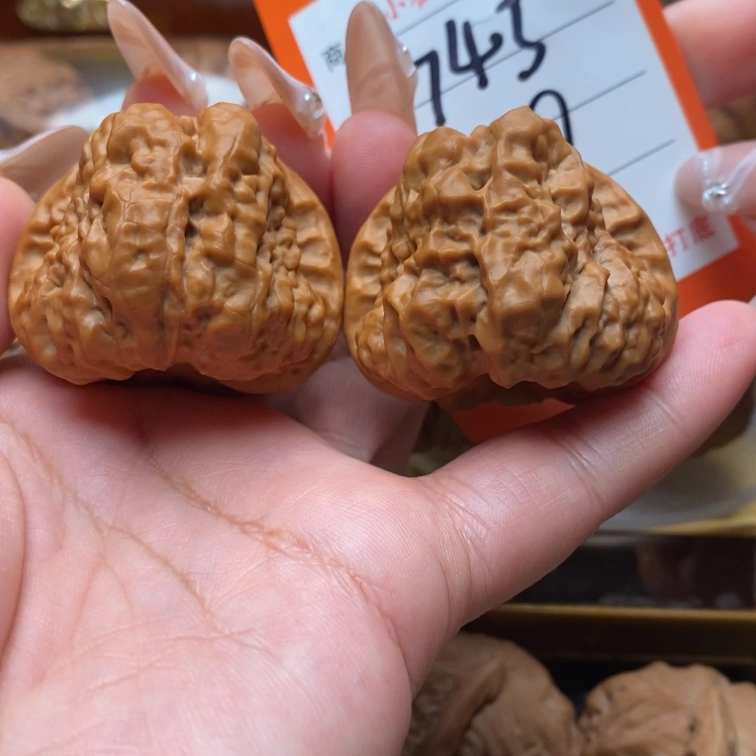 文玩核桃吊坠小***糖蛤蟆40