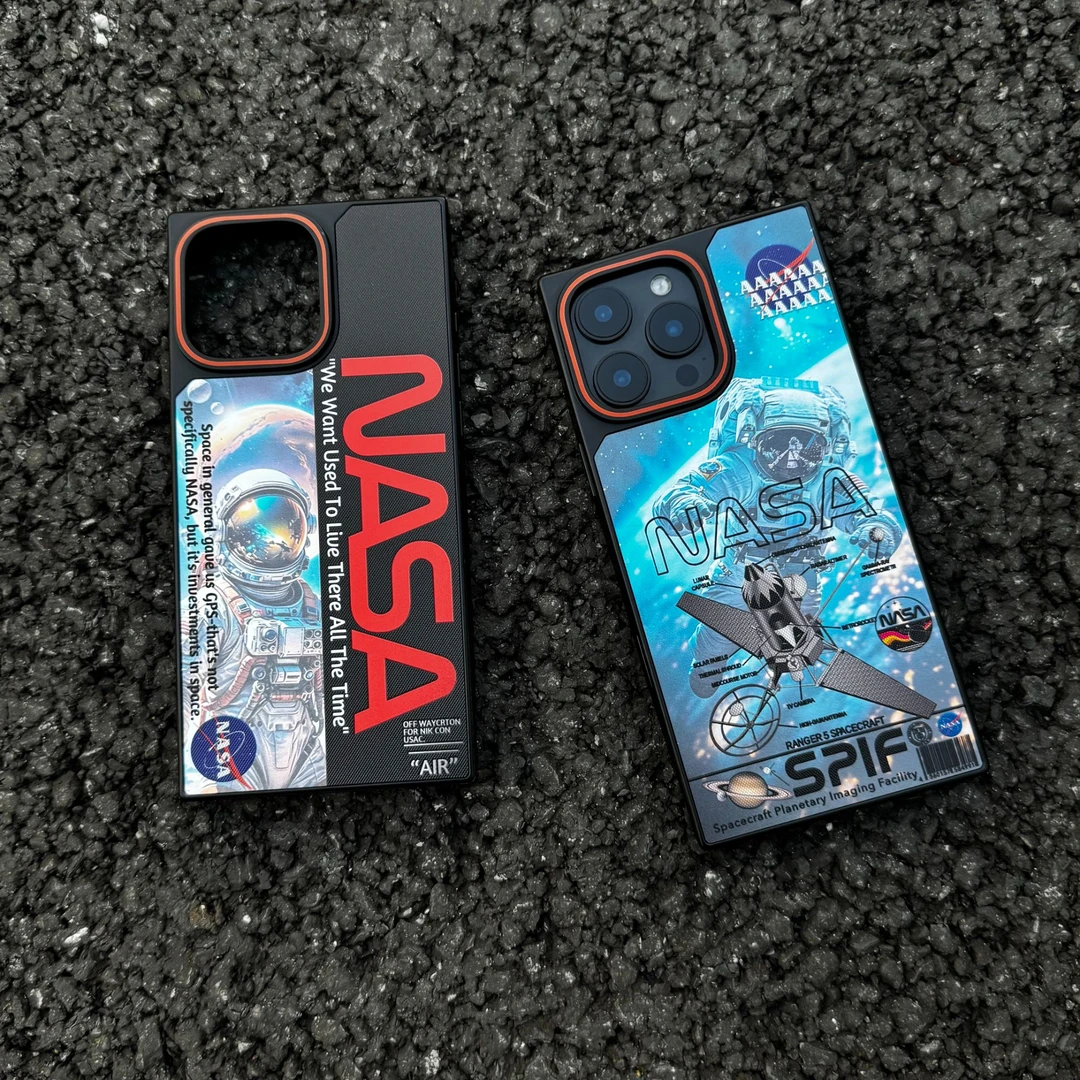 渐变太空人潮牌适用苹果16磨砂15ProMax创意方形iPhone13手机壳男