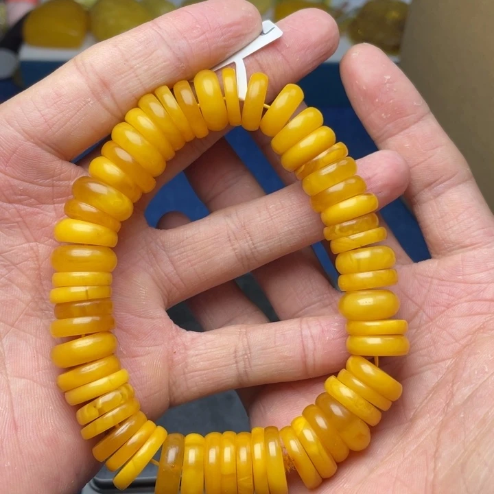未镶嵌琥珀珠宝奇石