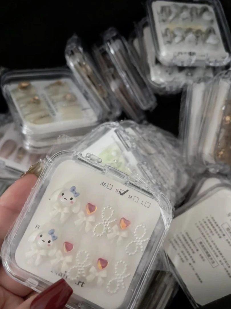 手工穿戴式套盒贴片高质量可爱清冷辣妹风等套装迷你穿戴甲假指甲