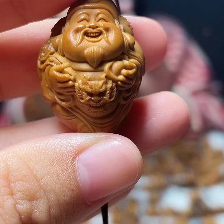 橄榄核吊坠橄榄球