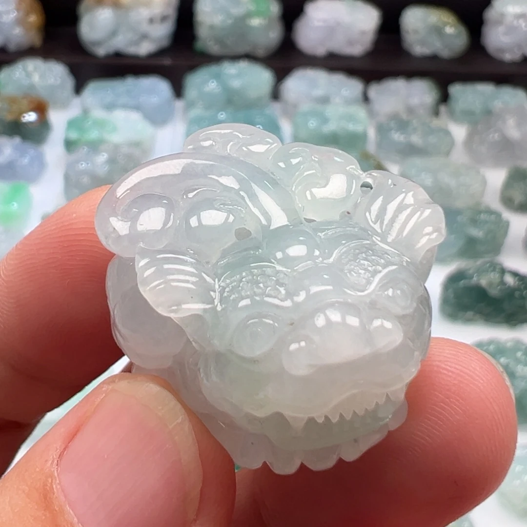 颈饰未镶嵌翡翠貔貅