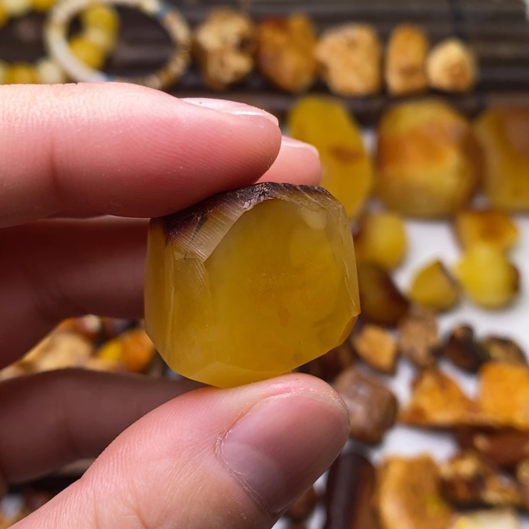 定制琥珀天然蜜蜡