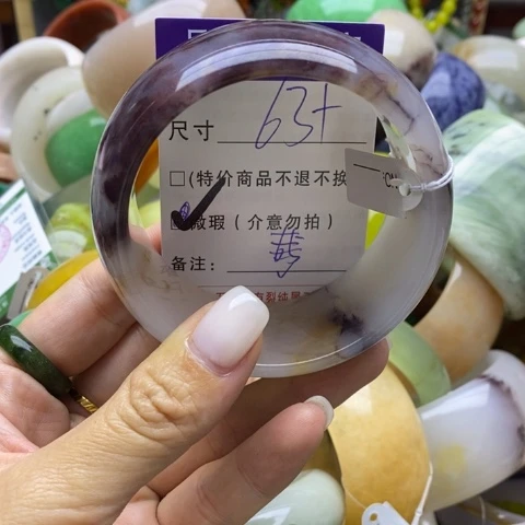 未镶嵌手镯石英质玉