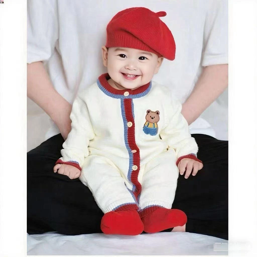 A连体衣秋款毛衣针织时尚宝宝薄绒哈衣外出服秋冬小熊刺绣爬爬服