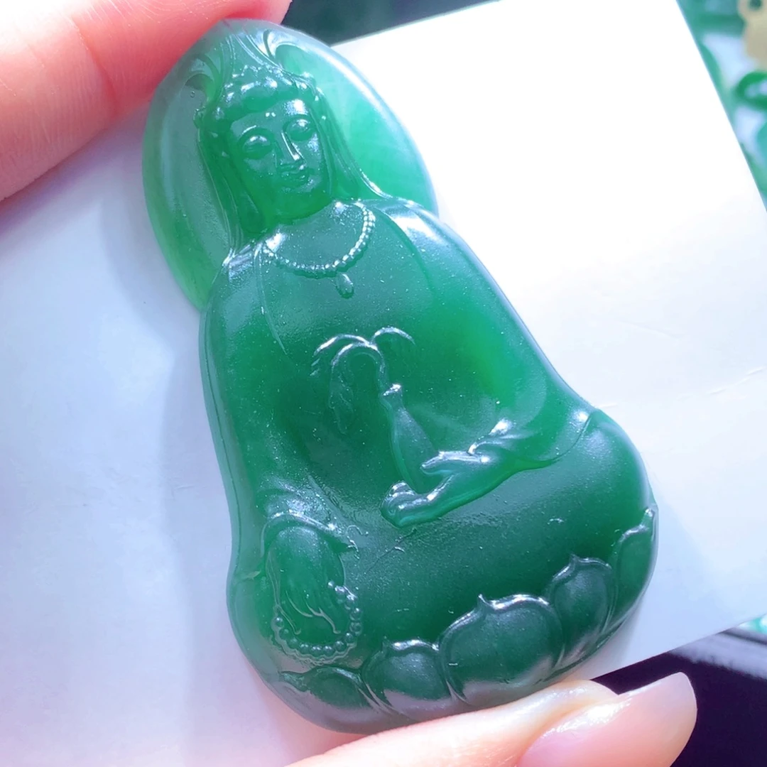 莲***者定制翡翠未镶嵌天然缅甸翡翠A货毛货挂件