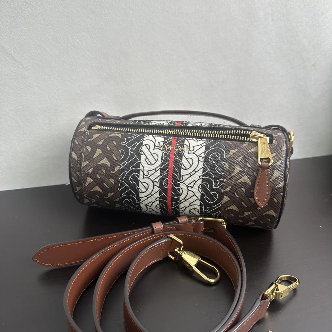 95新 BURBERRY/博柏利 H588/Burberry圆筒包