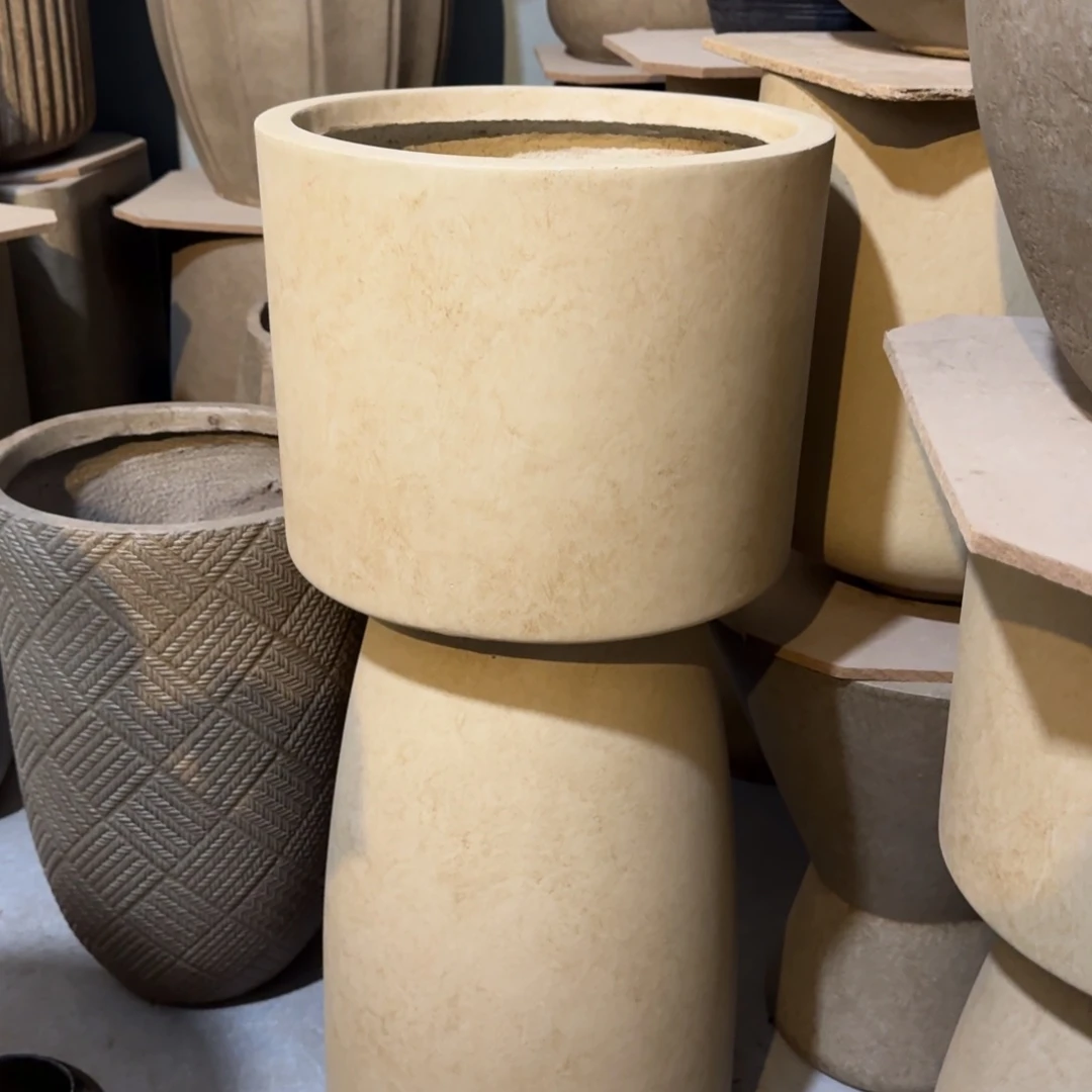 镁泥材质高脚火炬花盆