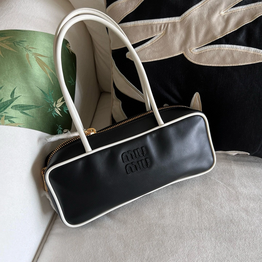 95新 MIU MIU/缪缪 千禧一代-25ss长柄手提保龄球手提包15637939