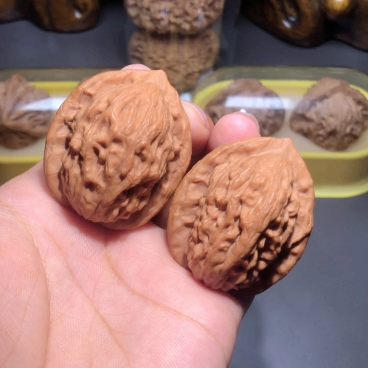 文玩核桃把件核*栖37大红袍