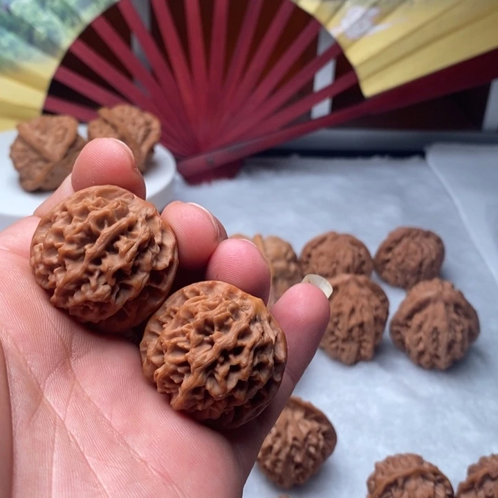 把件文玩核桃33尺秦闷