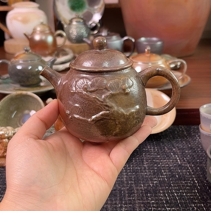 柴烧迎客松龙蛋壶