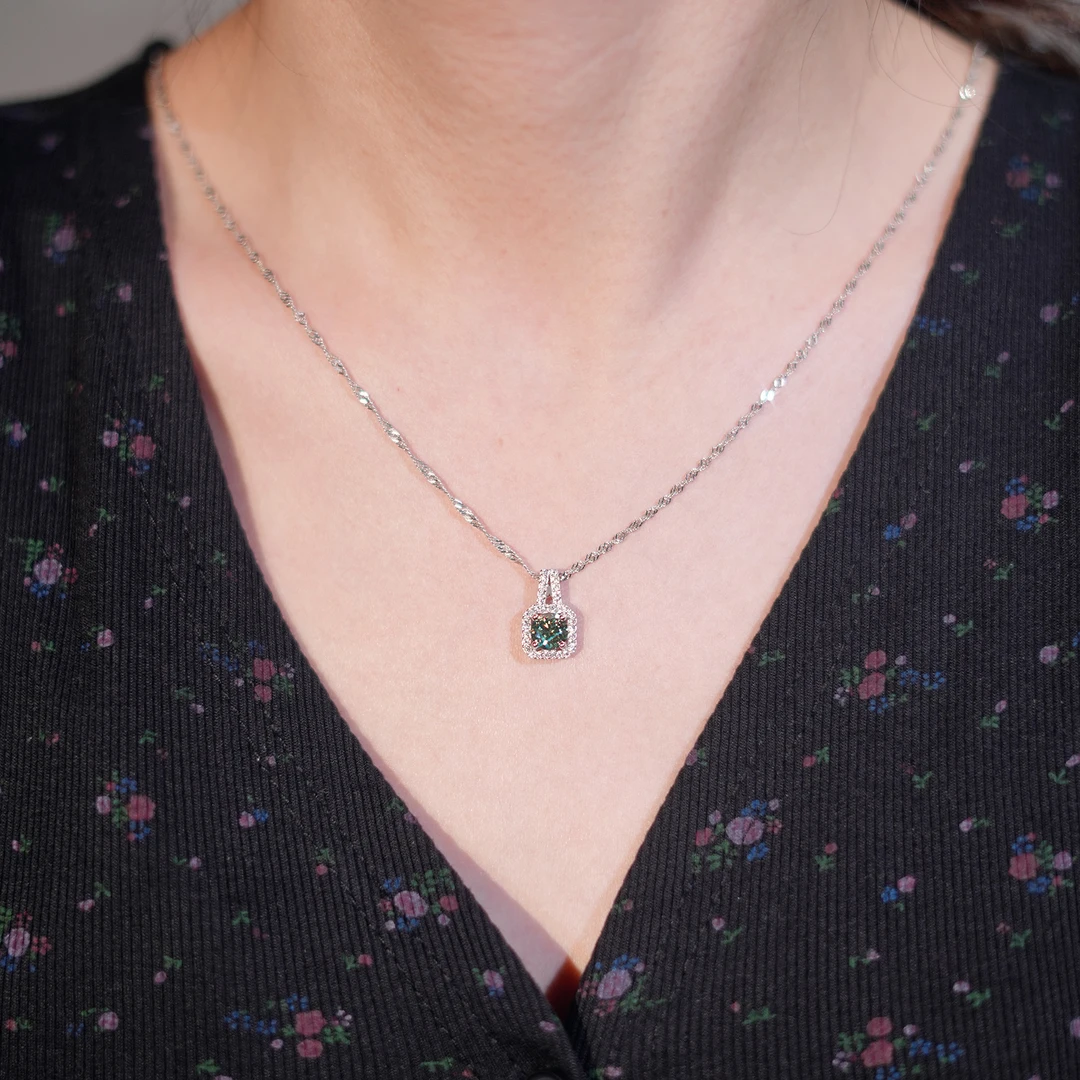 右手等待 坠链均925银莫桑石 公主方包极光绿项链轻奢秋冬毛衣链