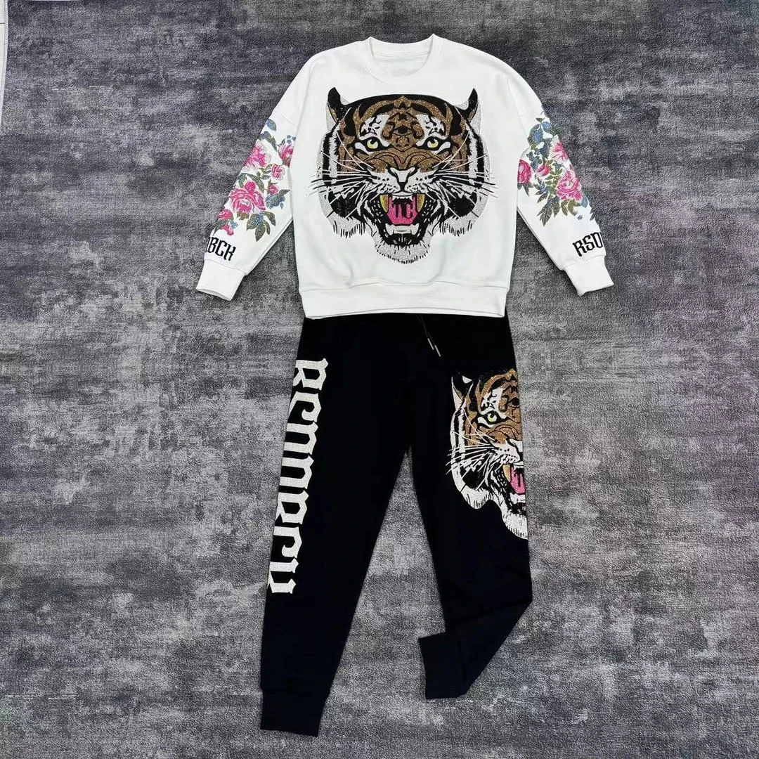 11818#+838#卫衣桃花老虎衣服男装时尚黑色烫钻圆领重工套头百搭