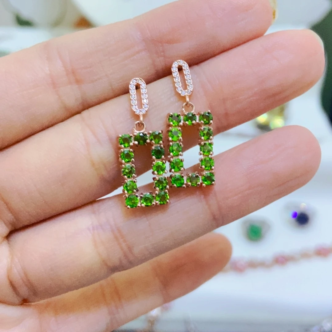 银S925镶嵌透辉石耳饰