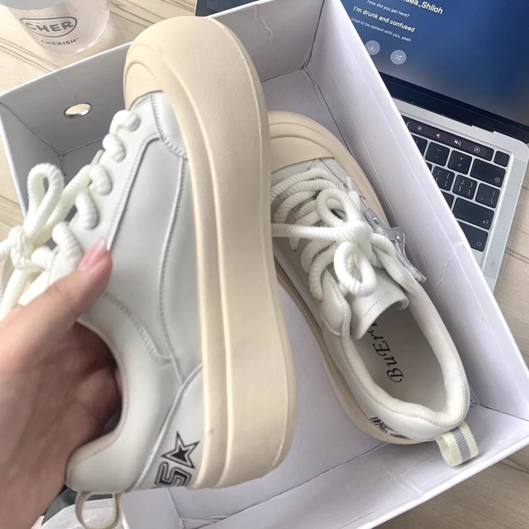 星星百搭大头鞋爆款厚底运动女鞋2025新款小白鞋增高低帮白色板鞋
