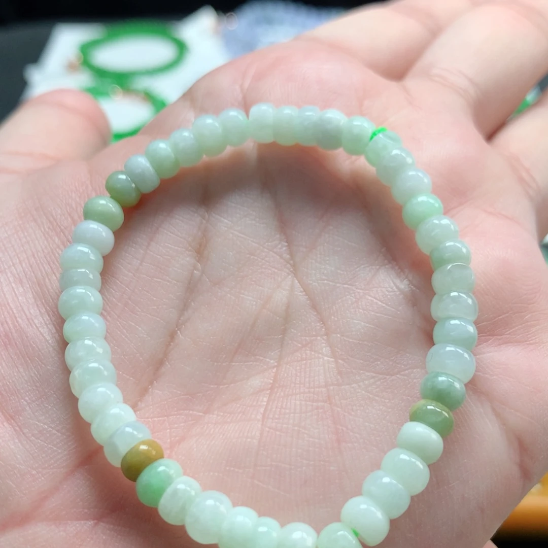 翡翠未镶嵌手链翡翠