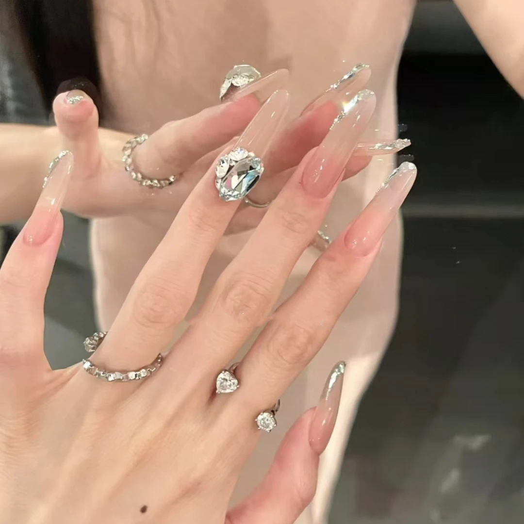 暮光梦幻 纯欲裸色穿戴甲手工高级感轻奢美甲贴片渐变美甲