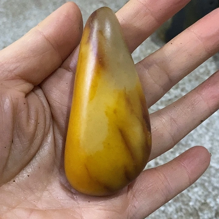 未镶嵌和田玉（糖玉）挂件