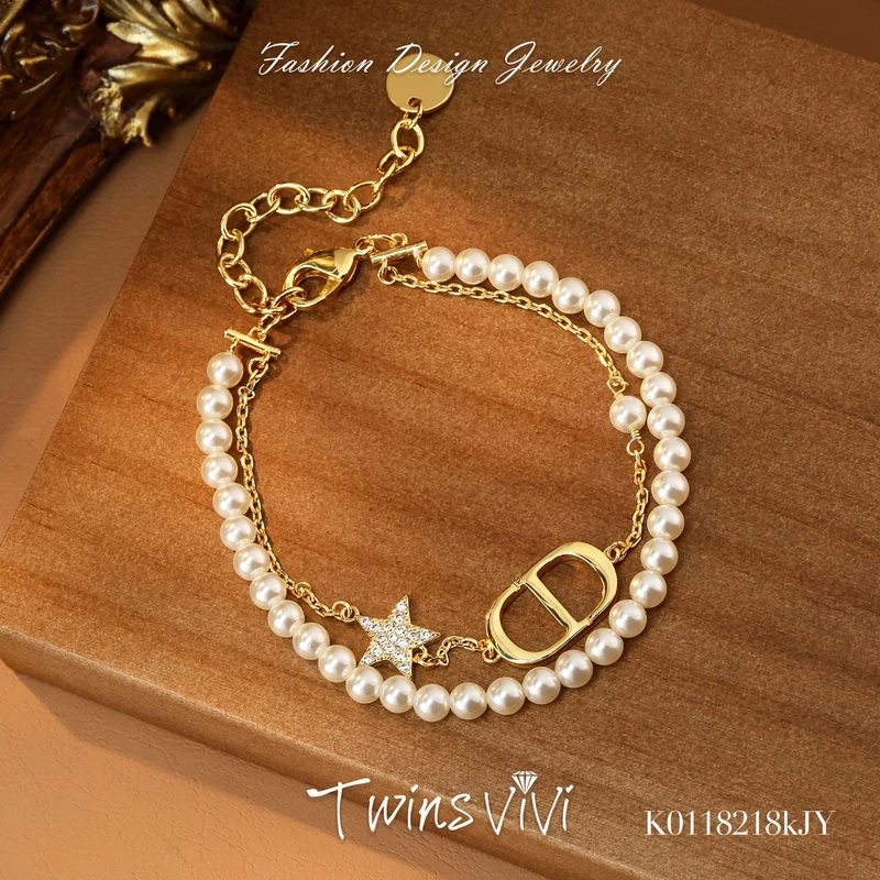 TWINS VIVI 铜合金仿珍珠手链 镀k金 猪鼻星星手链/K01182