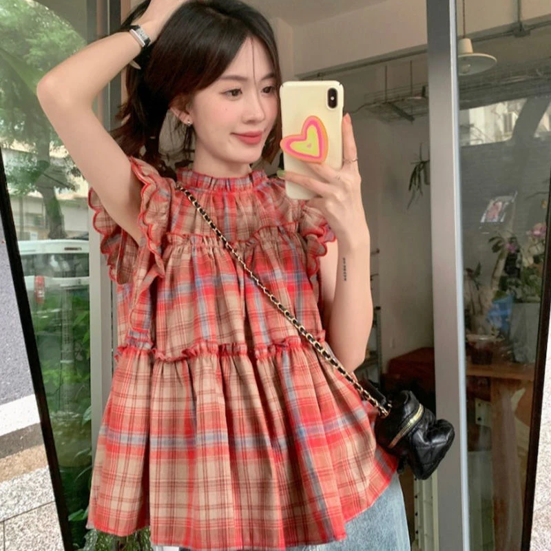 甜美飞飞袖衬衫女夏季2024新款宽松格子上衣设计感木耳边娃娃衫