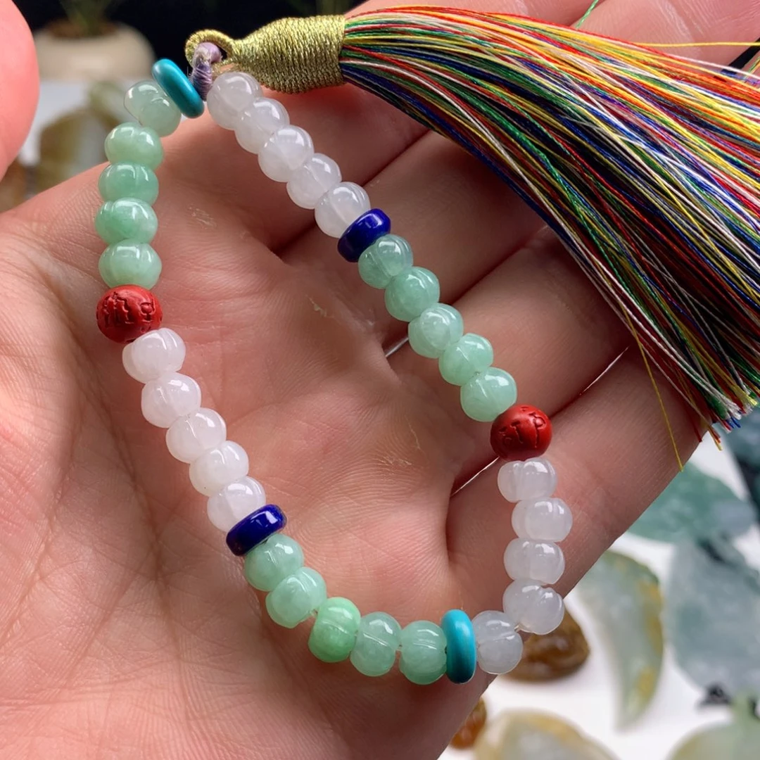 定制翡翠未镶嵌翡翠手串